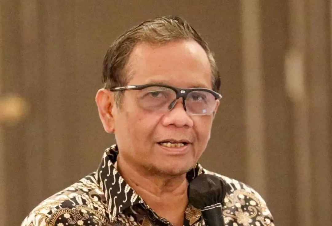 Mahfud MD memuji pembacaan pledoi atau nota pembelaan yang ditulis langsung oleh Richard Eliezer pada kasus pembunuhan Brigadir Joshua (Instagram/Moh Mahfud MD)